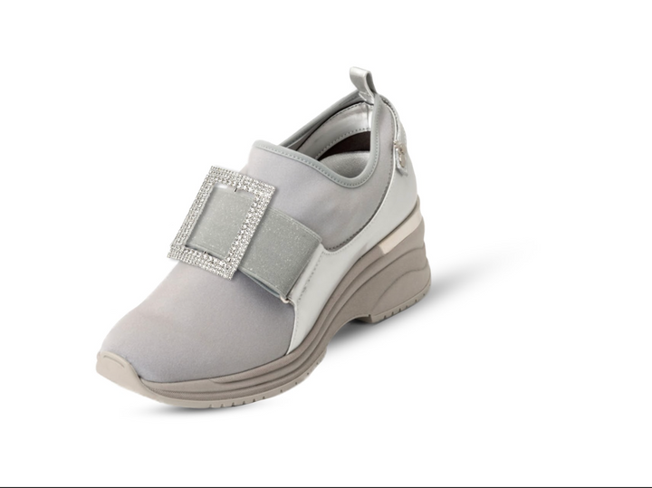 Sundae Savories Sneakers Frost made with Recycled Lycra & Wine Grapes Buckled Up