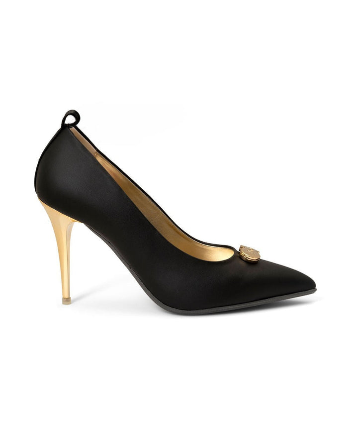 Delicious Pump made from Wine Grapes on a Gold Stiletto Stick à la Mode Rope Bow to Black Friday Holiday
