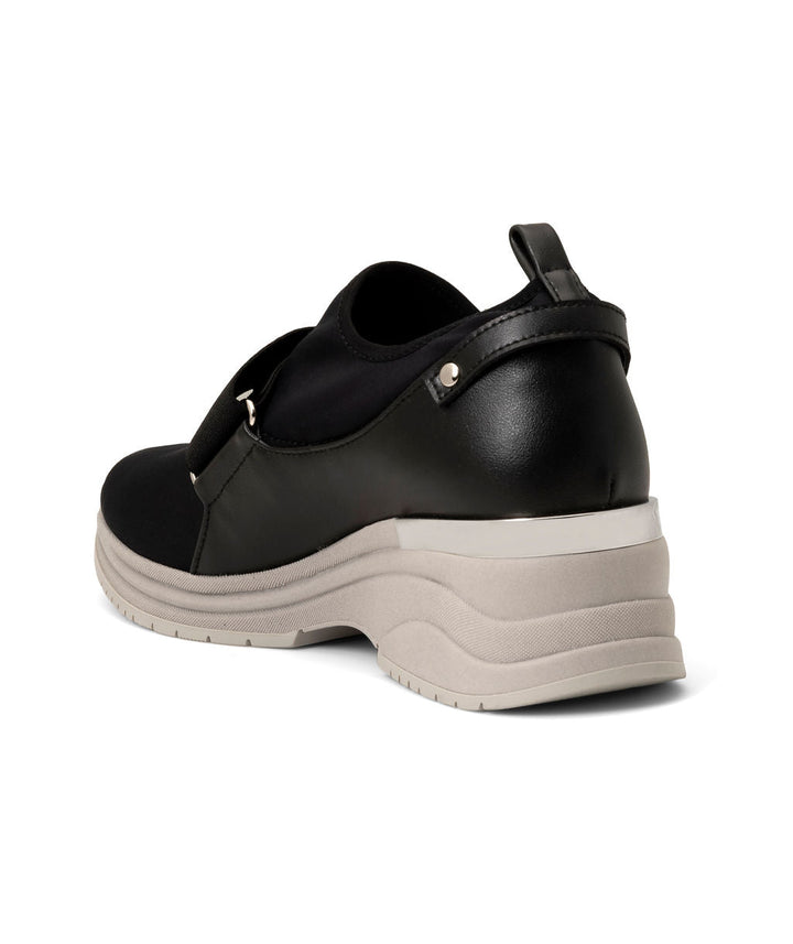 Sundae Savories Sneakers Licorice made with Recycled Lycra & Wine Grapes