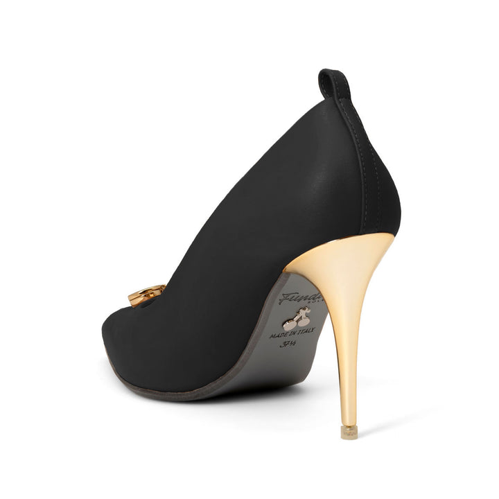 Delicious Pump made from Wine Grapes on a Gold Stiletto Stick à la Mode Rope Bow to Black Friday Holiday