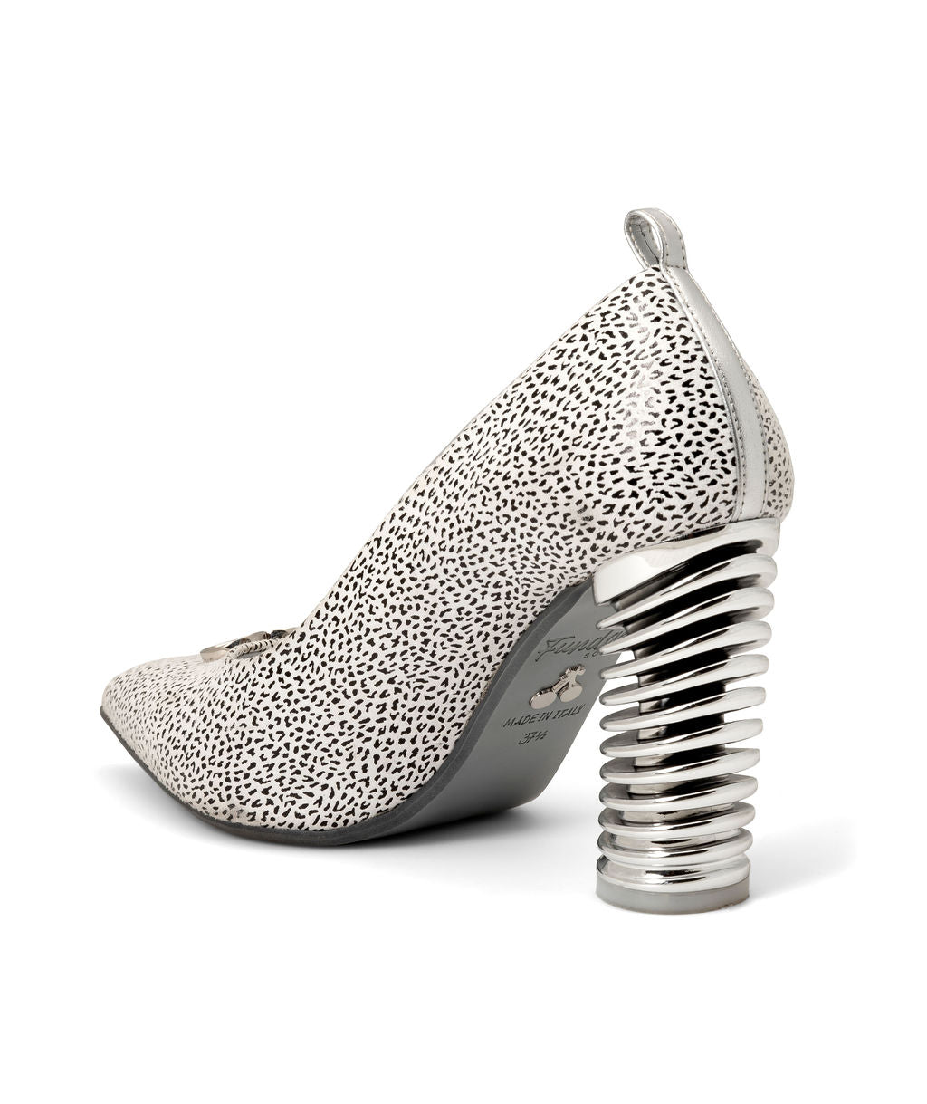 Push Up Pump made from Recycled Leather on a Silver Swirl Cone à la Magnetic