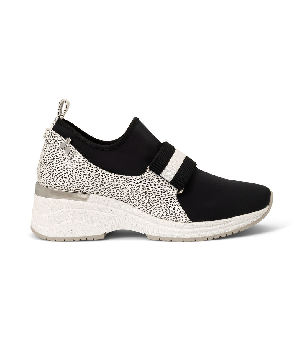 Cookies & Cream — Black & White
 Sneakers