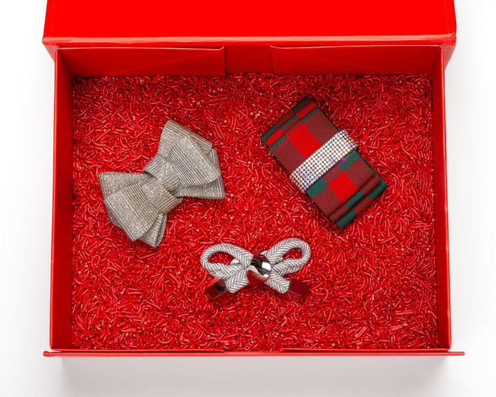 Hollyday Fundle- Three Scoops of Toppings