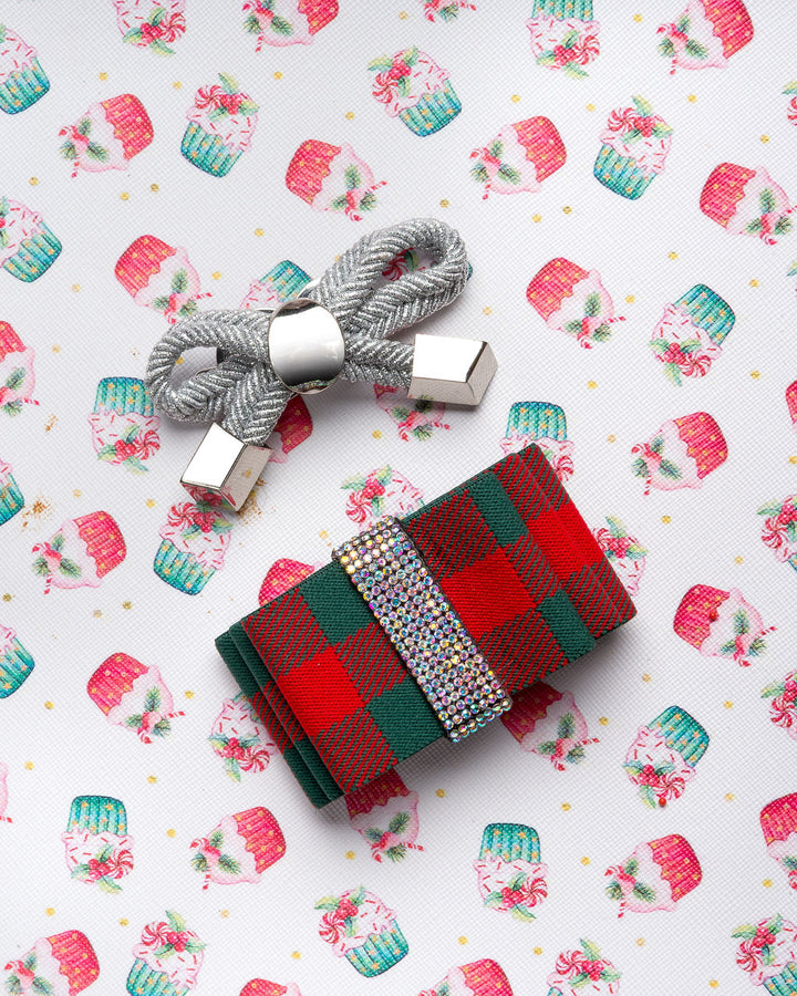 Hollyday Fundle- Gift Card for Shoe Choice + Double Scoops of Toppings