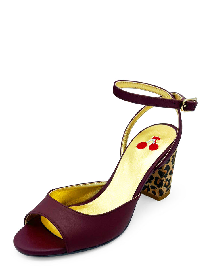 Dolce Vida | Wine Grapes ^ Cake Cone ~ Gold * à la Topless